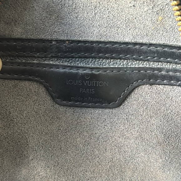 LOUIS VUITTON Vintage Epi Mabillon - Picture 7 of 7